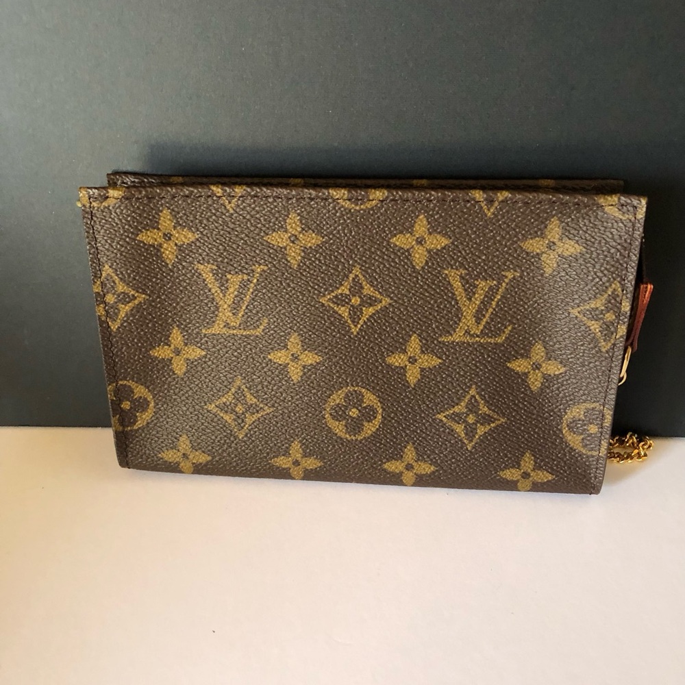 Louis Vuitton Monogram Pouch